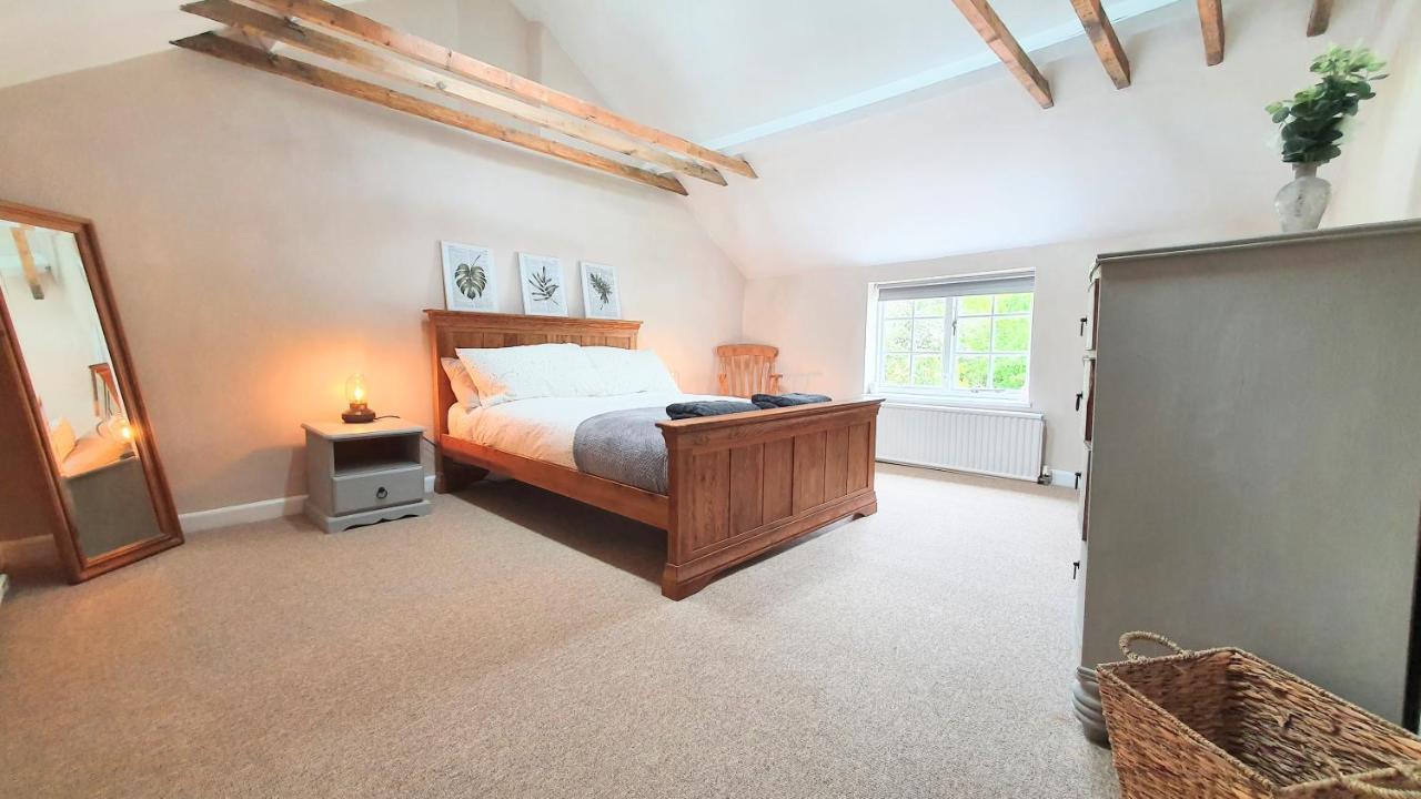 Glenfield Cottage - Secluded Luxury Deep In The Oxfordshire Countryside Wilcote Exterior foto