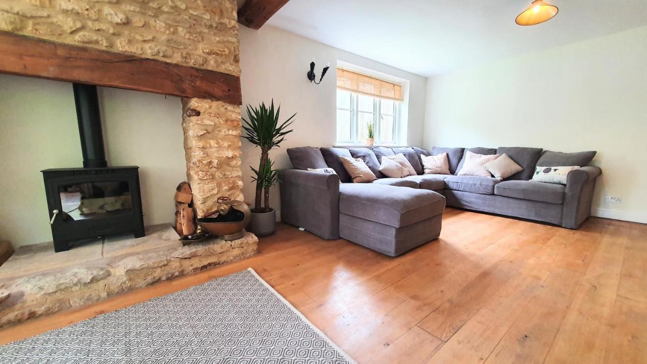 Glenfield Cottage - Secluded Luxury Deep In The Oxfordshire Countryside Wilcote Exterior foto